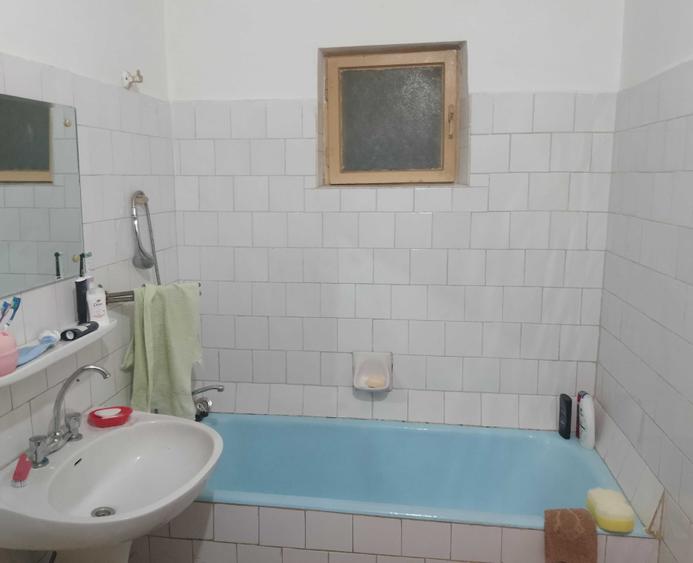 Apartament cu 3 camere decomandat în Ultracentral