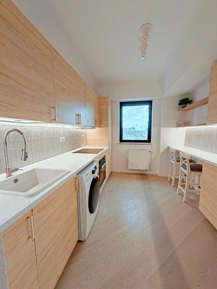 Apartament cu 3 camere decomandat, mobilat în Central
