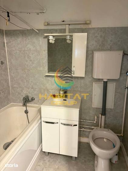 Apartament cu 3 camere semidecomandat în Titan