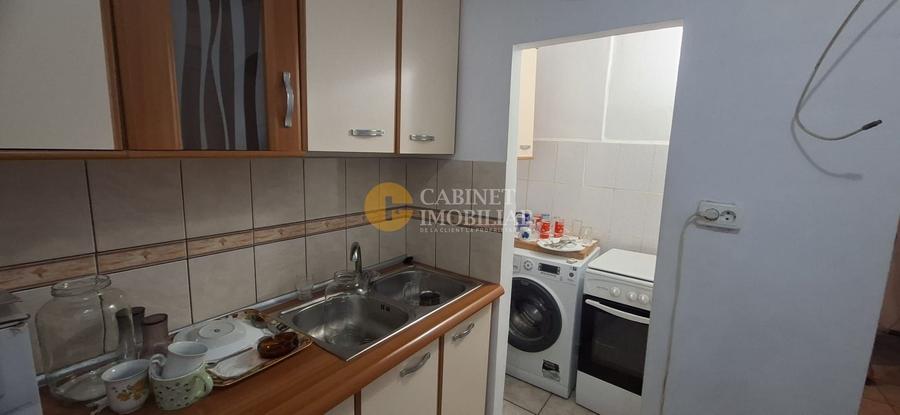 Apartament cu 2 camere decomandat, mobilat în Tomești