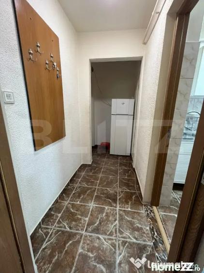 Apartament 2 camere, 37 mp, zona Micro 6 - 6