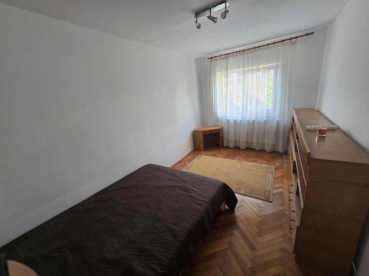 Apartament cu 3 camere semidecomandat în Olimpia-Stadion