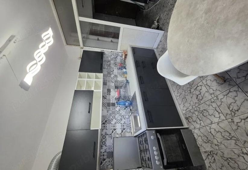 Apartament cu 2 camere decomandat, mobilat în Brâncoveanu