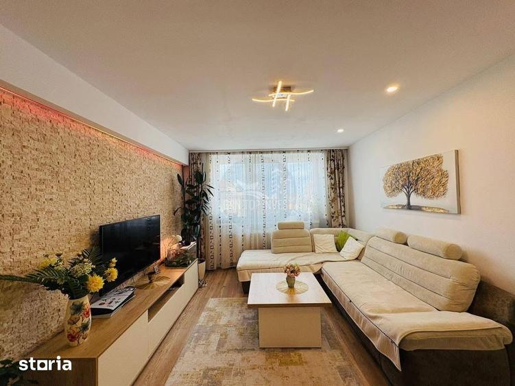 Apartament cu 3 camere decomandat în Central