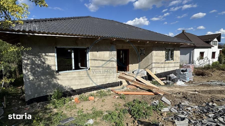 Casă cu 4 camere cu Teren 500 Mp în Budacu de Jos