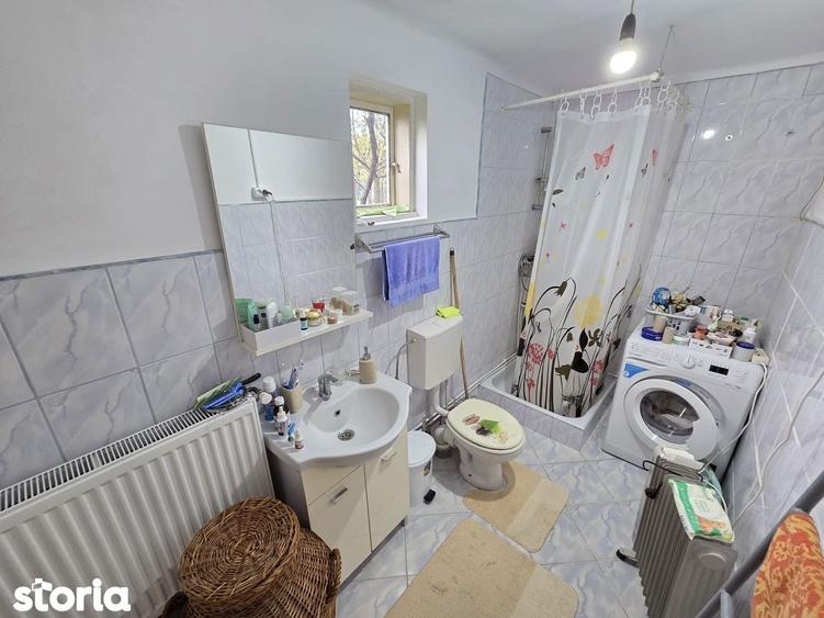 Casă cu 2 camere cu Teren 395 Mp în Șotânga