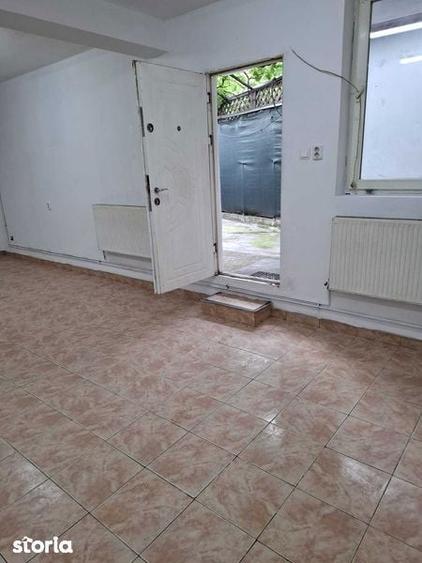 Casă cu 4 camere cu Teren 98 Mp în Dobroești
