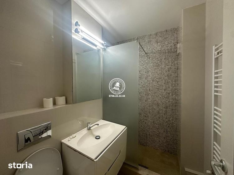 Apartament cu 4 camere decomandat în Copou