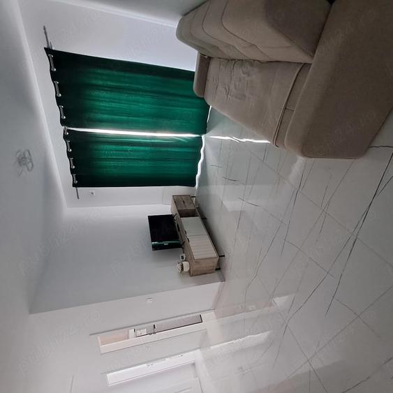 Apartament cu 2 camere decomandat în Podgoria