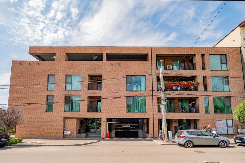 Apartament cu 3 camere decomandat, mobilat în ICIL