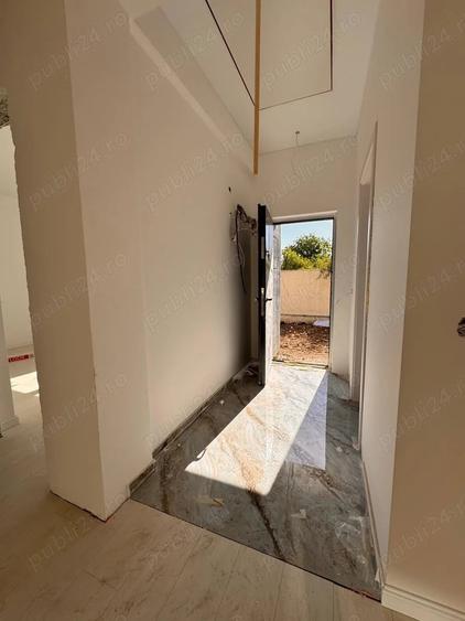 Casă cu 3 camere cu Teren 185 Mp în Central