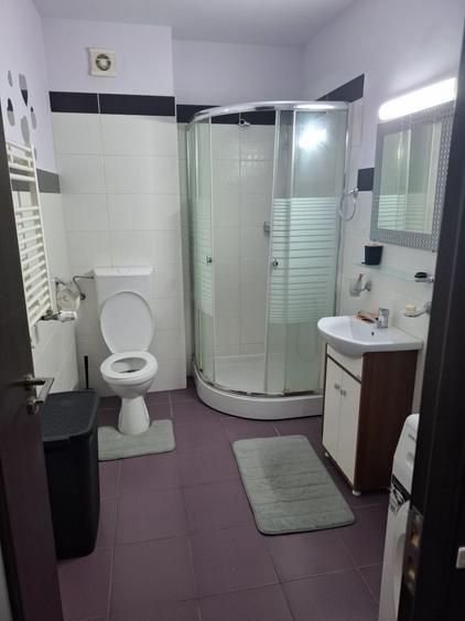 Garsonieră decomandată în Central