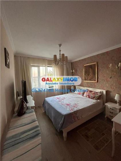 Apartament cu 4 camere decomandat, mobilat în Băneasa
