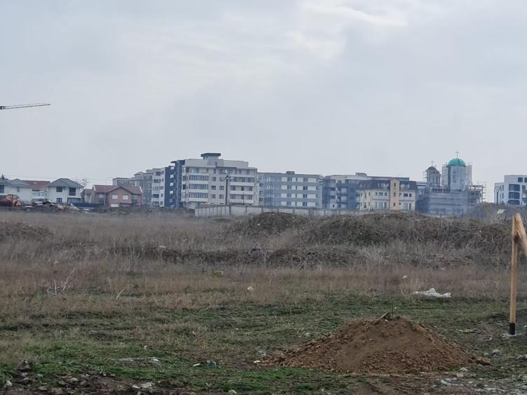 Teren Construcții intravilan de 7200 mp, în Boreal