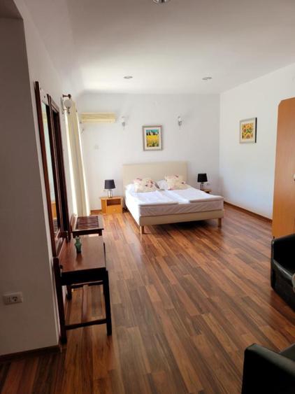 Hotel/Pensiune, de 24 mp, în Central