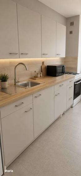 Apartament cu 3 camere decomandat în Pantelimon