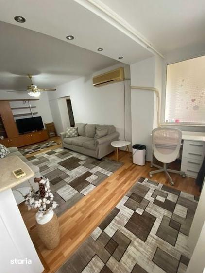 Apartament cu 3 camere în Tomis I