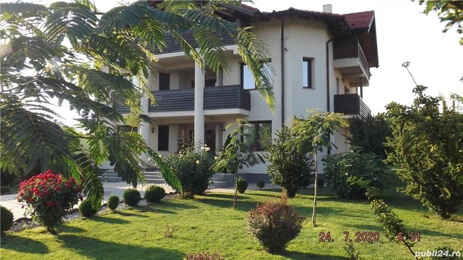Casă cu 6 camere cu Teren 2000 Mp în Cazasu