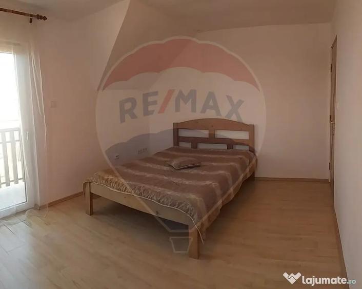 Casa cu mansarda cu 5 camere de vanzare in zona metr... - 7
