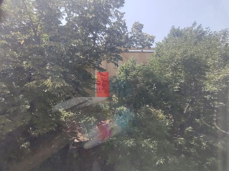 Apartament cu 2 camere semidecomandat, mobilat în Dristor