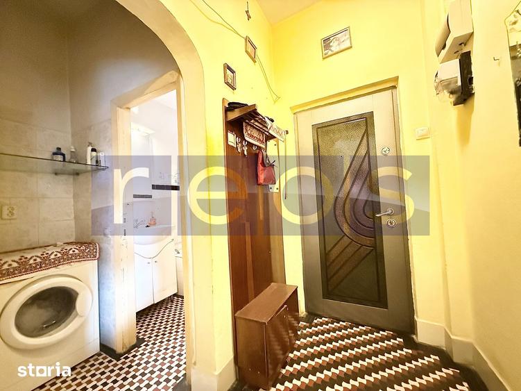 Apartament cu 3 camere în Decebal