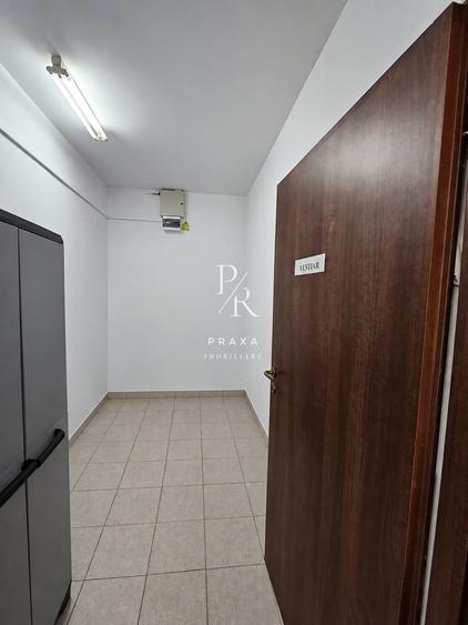 Spațiu comercial, de 70.699996948242 mp, în Florești
