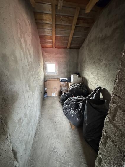 Casă individuală cu 5 camere cu Teren 900 Mp în Palanca