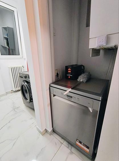 Apartament cu 4 camere în Universitate