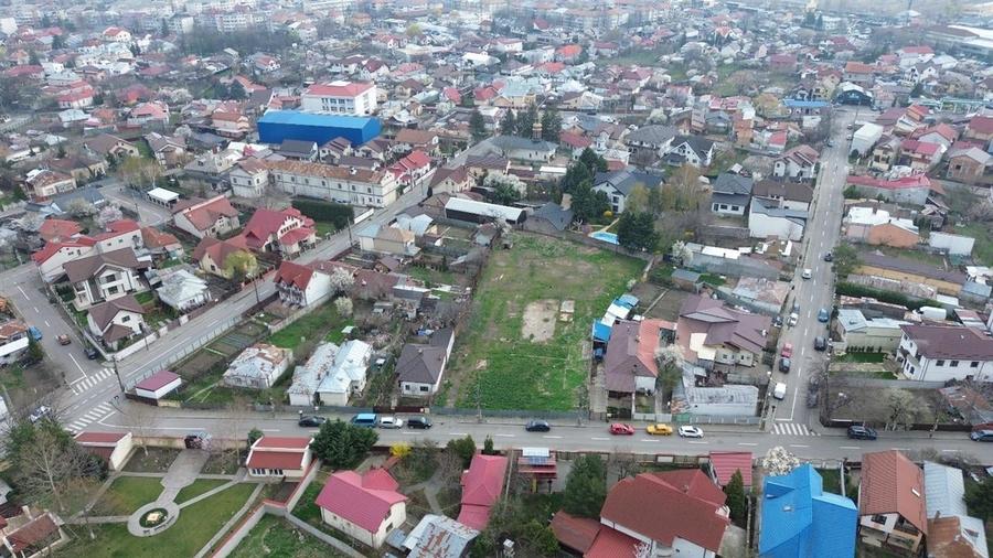 Teren Construcții intravilan de 2782 mp, în Central