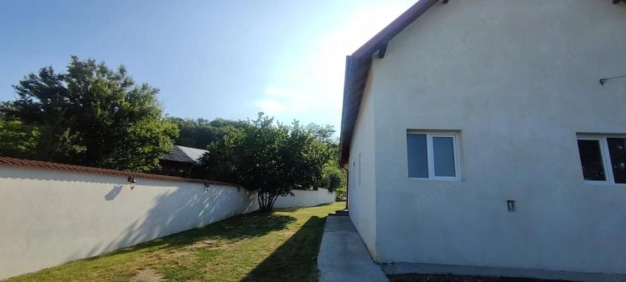 Casa spa?ioasa Mice?ti, Arge?, teren generos 2.500 mp, COMISION 0% - 15