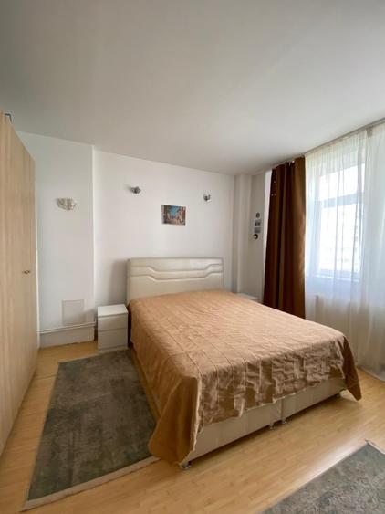 Apartament cu 2 camere decomandat în Banu Manta