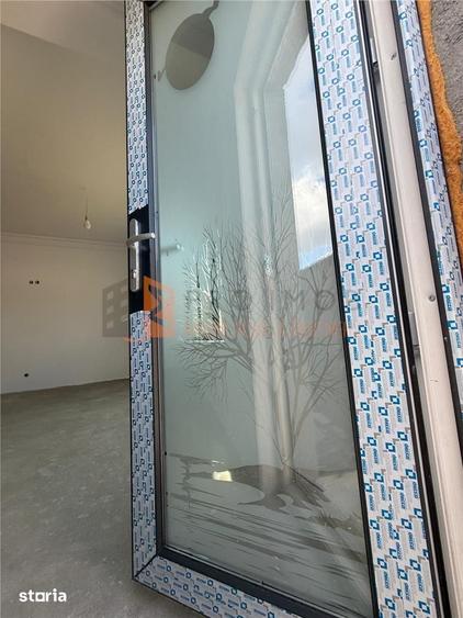 Casă cu 4 camere decomandat cu Teren 550 Mp în Berca