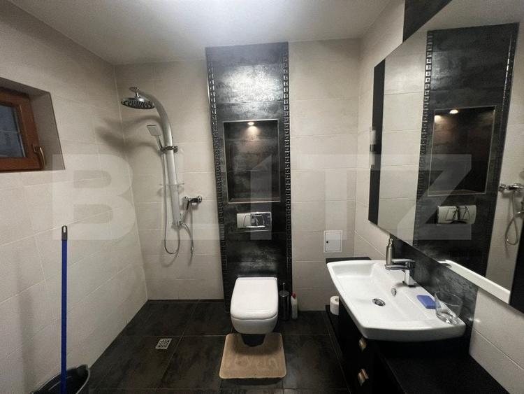 Duplex cu 5 camere cu Canalizare în Aradului