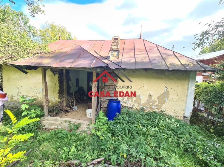 Casă individuală cu 2 camere cu Teren 894 Mp în Breaza