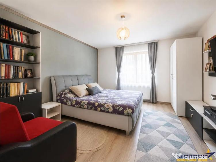 Casă cu 4 camere cu Teren 919 Mp în Sânpetru