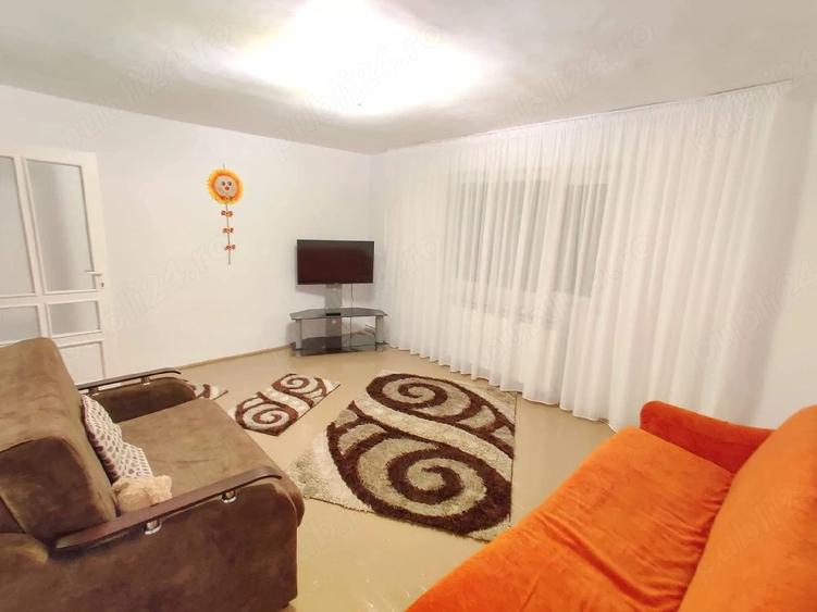 Casă cu Teren 800 Mp în Costi