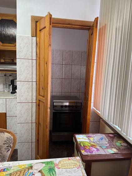 Apartament 3 camere de inchiriat ZONA CENTRALA mobilat si utilat - 7