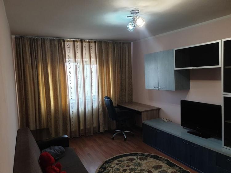 Apartament cu 3 camere decomandat în Țiglina 3