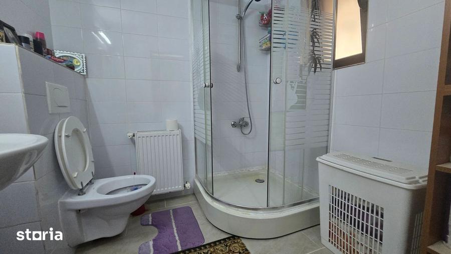 Casă cu 4 camere cu Teren 502 Mp în Nicolina