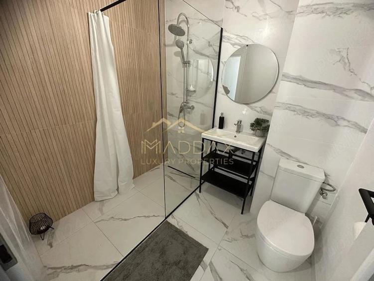 Apartament cu 2 camere decomandat, mobilat în Regie