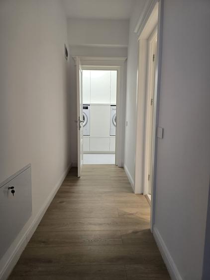 Penthouse cu 4 camere decomandat, mobilat în Centru Civic