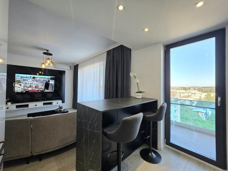 Apartament cu 3 camere decomandat, mobilat în Pipera