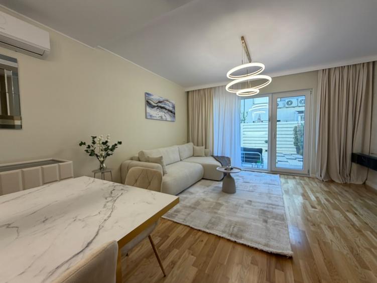 Duplex cu 5 camere cu Canalizare în Pipera