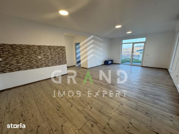 Casă cu 4 camere cu Teren 600 Mp în Corușu