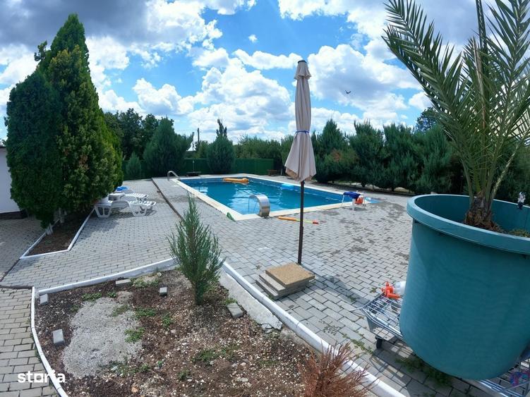 Casă cu 4 camere în Cetatea