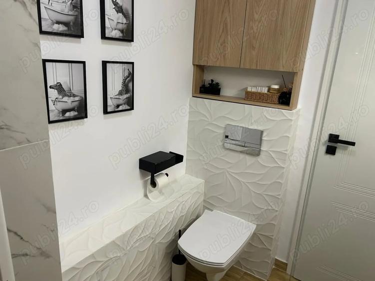 Apartament cu 3 camere decomandat în Ultracentral