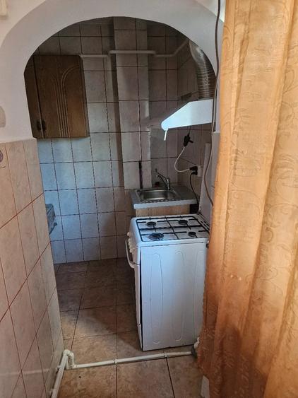Garsonieră decomandată în Radu Negru