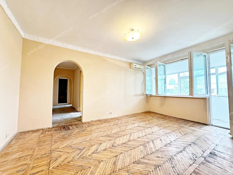 Apartament cu 3 camere, în cartierul Micro 16, 70 mp. - 1
