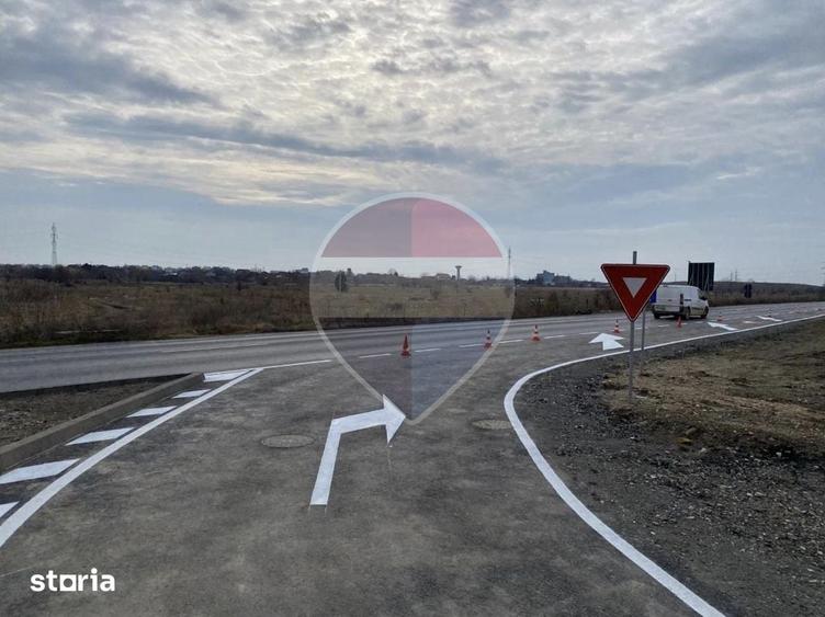 Teren de 20000 mp, în Nord