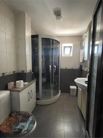 Apartament cu 3 camere decomandat în Fălticeni